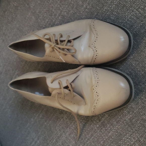 Salvatore Ferragamo Shoes - Salvatore Ferragamo Tan Oxford Shoes Preppy Academia Style